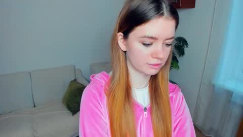 Linda online show from November 2025 07:11:02 AM