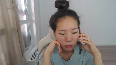 mira_g online show from March 2025 01:29:02 PM