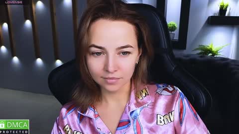 Snapshot of mira_mermayd chatting on December 2024 08:08:02 AM Mira online show from December 2024 08:08:02 AM