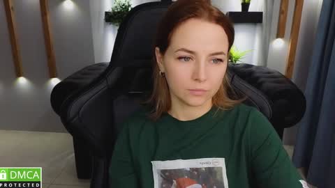 Snapshot of mira_mermayd chatting on January 2025 04:31:02 AM Mira online show from January 2025 04:31:02 AM