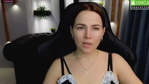 Snapshot of mira_mermayd chatting on January 2025 01:11:01 AM Mira online show from January 2025 01:11:01 AM