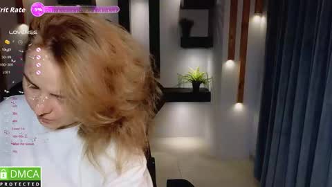 Snapshot of mira_mermayd chatting on September 2025 08:05:02 AM Mira online show from September 2025 08:05:02 AM