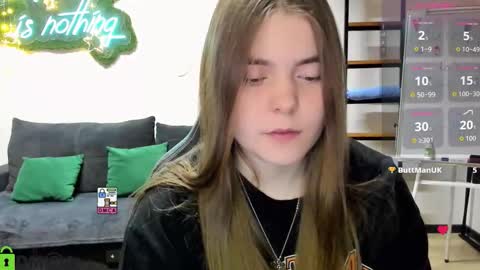 miraa_bloom online show from December 2025 02:33:01 PM