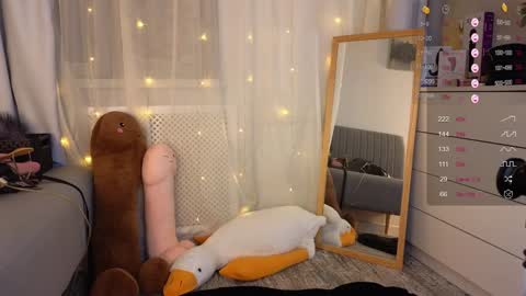 Mira  online show from December 2024 07:29:02 AM