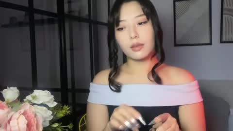 Snapshot of mirafloat chatting on November 2025 10:59:02 AM mirafloat online show from November 2025 10:59:02 AM