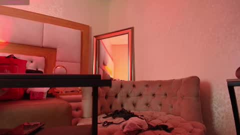 Miranda online show from February 2026 01:04:01 PM