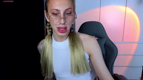 miraraid online show from December 2024 10:39:01 AM