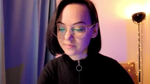 MiraSkyy online show from November 2025 04:29:01 PM