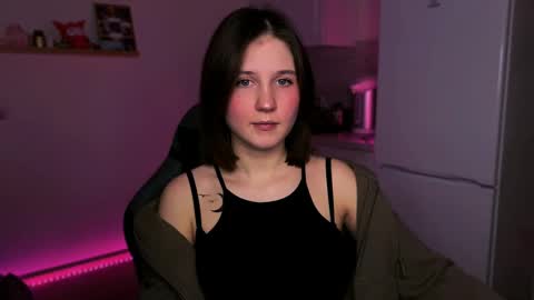 Mira online show from February 2025 09:48:01 PM