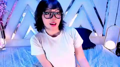 Snapshot of misa_saoki chatting on July 2026 05:11:01 AM online show from July 2026 05:11:01 AM