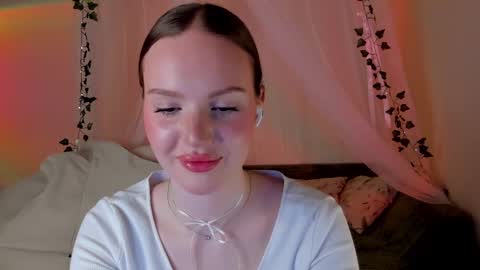 Snapshot of mish_ka3 chatting on February 2025 04:04:01 PM Misha online show from February 2025 04:04:01 PM