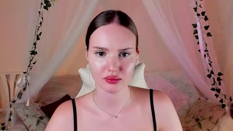 Snapshot of mish_ka3 chatting on September 2025 04:07:01 PM Misha online show from September 2025 04:07:01 PM