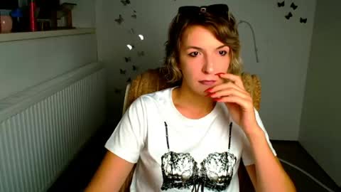 Mishelle online show from July 2026 05:42:02 AM