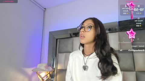 Snapshot of miss__lola chatting on January 2025 12:38:01 AM Soy lola online show from January 2025 12:38:01 AM