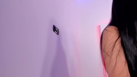 miss__pretty_ online show from March 2026 01:28:01 PM