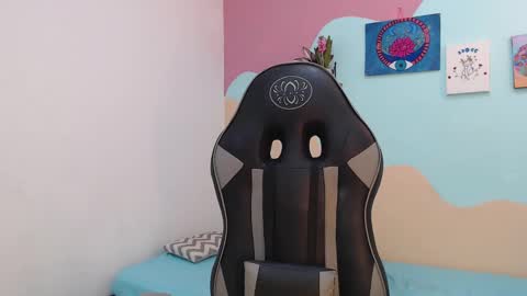 Akemi 3 online show from March 2025 08:12:01 PM