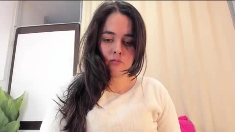 Snapshot of miss_alhy chatting on November 2025 02:42:02 AM online show from November 2025 02:42:02 AM