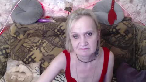 Snapshot of miss_bekker chatting on December 2024 10:25:01 PM ask me online show from December 2024 10:25:01 PM