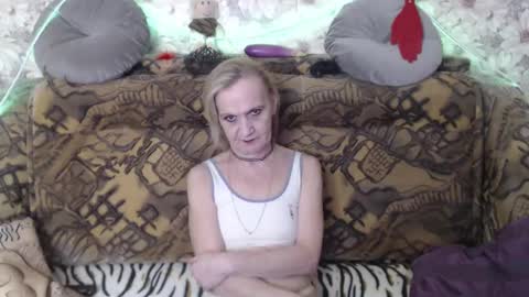 Snapshot of miss_bekker chatting on January 2025 11:56:02 PM ask me online show from January 2025 11:56:02 PM