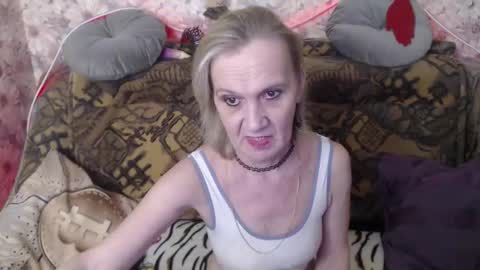 Snapshot of miss_bekker chatting on March 2025 03:57:02 AM ask me online show from March 2025 03:57:02 AM