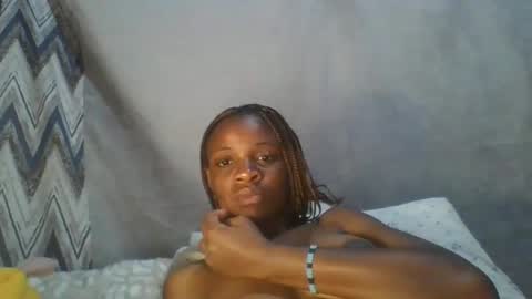 miss_belllo online show from February 2025 09:21:01 AM