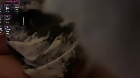 miss criss xoxo online show from September 2025 10:06:02 AM