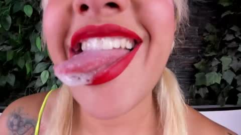 Danika online show from February 2025 11:13:02 AM