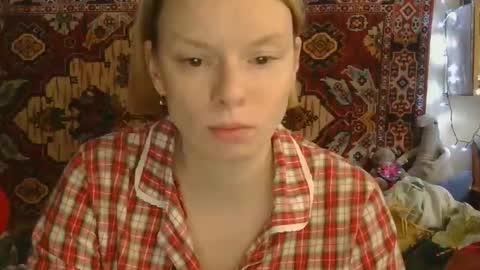 Elis online show from October 2025 10:55:01 AM