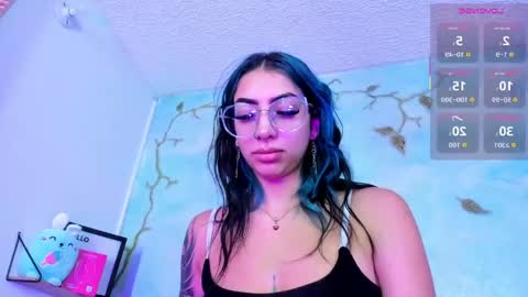 miss_evans_ online show from May 2026 12:27:02 AM