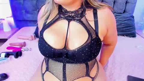 miss_horney online show from October 2025 12:10:02 AM