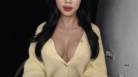 Lyn online show from February 2026 04:27:02 PM