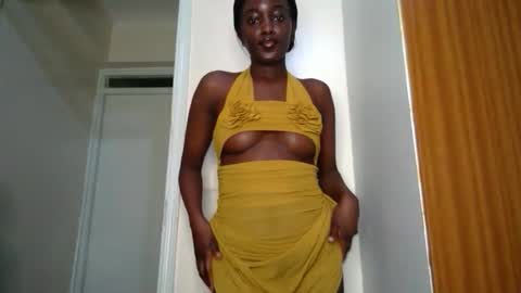 Snapshot of miss_jamilla255 chatting on September 2025 09:03:01 AM SensuElle WHAT I DONT SHOW HERE... YOULL ONLY SEE IN PRIVATE online show from September 2025 09:03:01 AM