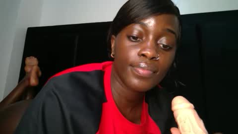 Snapshot of miss_jamilla255 chatting on October 2025 10:52:02 PM SensuElle WHAT I DONT SHOW HERE... YOULL ONLY SEE IN PRIVATE online show from October 2025 10:52:02 PM