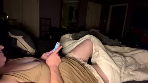 miss_kellyjo online show from December 2025 04:51:01 AM