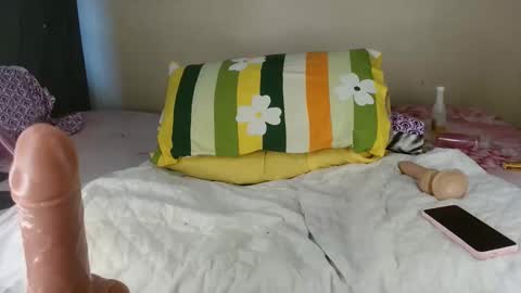 miss_kiiki online show from April 2026 08:42:01 AM