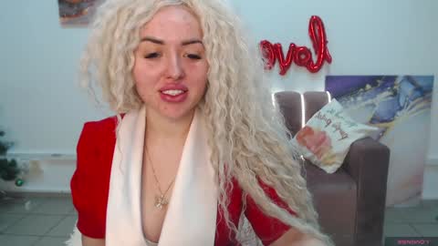 Snapshot of miss_kiten chatting on February 2025 08:25:01 PM miss_kiten online show from February 2025 08:25:01 PM