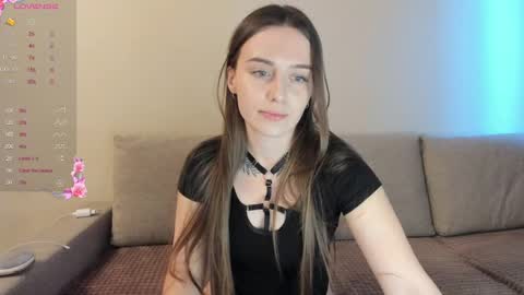 Snapshot of miss_kitty13 chatting on February 2025 01:57:01 AM Kitty online show from February 2025 01:57:01 AM