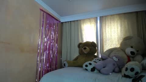 lilieth  online show from December 2024 10:23:02 PM