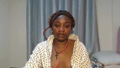 Snapshot of miss_lofti chatting on November 2025 08:08:01 PM Lofti online show from November 2025 08:08:01 PM