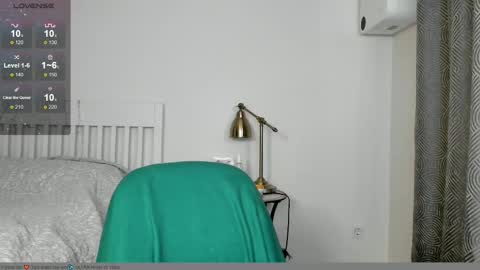 Jenny online show from September 2025 03:56:01 PM