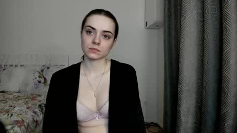 Jenny online show from November 2025 03:23:01 PM