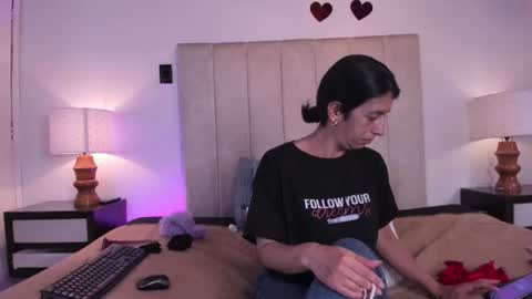 miss_milf_ online show from July 2026 08:19:01 PM
