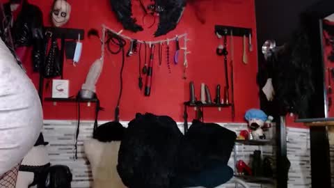 Snapshot of miss_mirandaa chatting on March 2026 11:49:01 AM Mistress Miranda online show from March 2026 11:49:01 AM