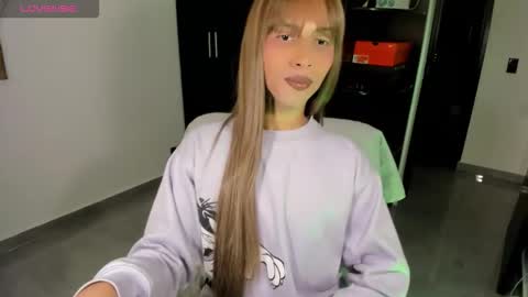 Goddess Myers  thumb up is important for me kisses  online show from February 2026 02:35:01 PM