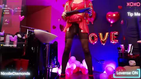 Miss Nicole online show from February 2025 01:51:01 PM