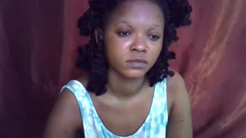 Snapshot of miss_rihanna2 chatting on November 2025 10:00:02 PM miss_rihanna2 online show from November 2025 10:00:02 PM