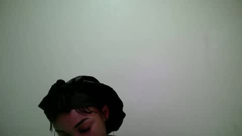 miss_rihanna2 online show from May 2026 05:04:01 AM
