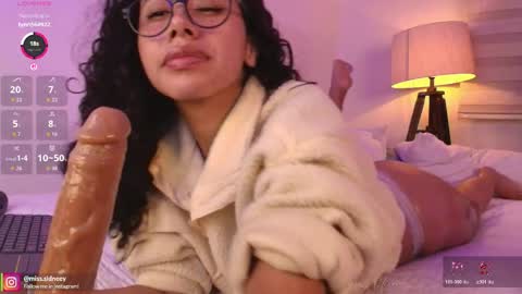 Amy Olivera online show from May 2026 12:58:01 PM