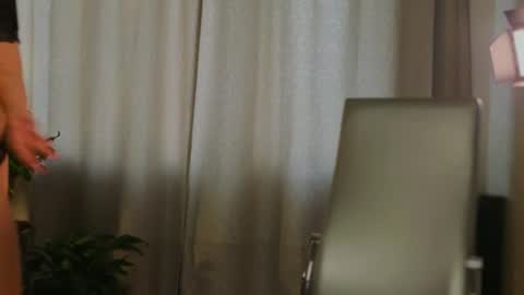Snapshot of miss_ur_kiss chatting on July 2026 02:53:02 AM miss_ur_kiss online show from July 2026 02:53:02 AM
