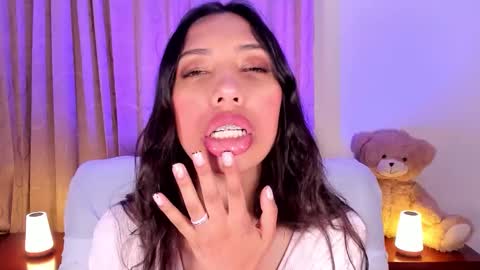 Miss Veronica online show from February 2026 01:07:02 PM